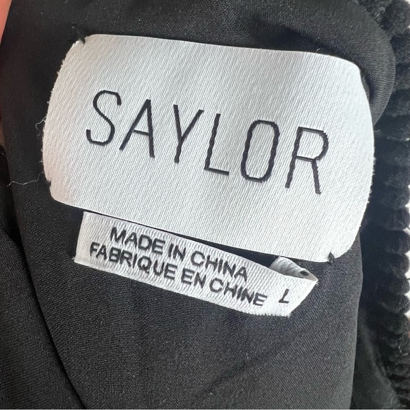 Tuckernuck SAYLOR Black and Creme Morgana Granny Square Crop Top - Picture 8 of 9